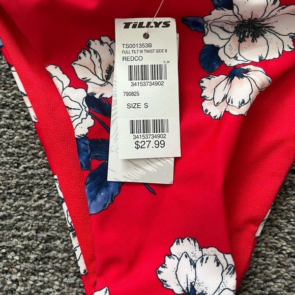 Tilly’s Bikini Bottoms - Picture 2 of 2